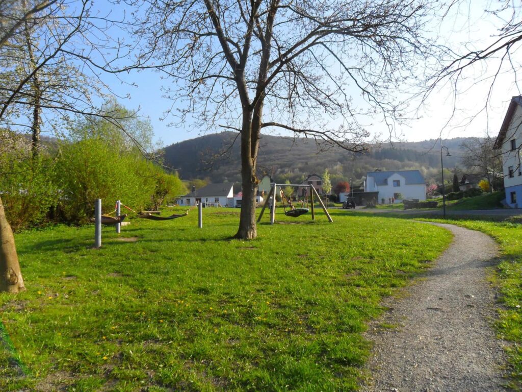 Mehrgenerationenspielplatz Andel